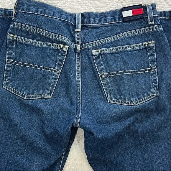 Tommy Jeans Straight Leg Junior Size 5/32 Dark Wash - Picture 3 of 5